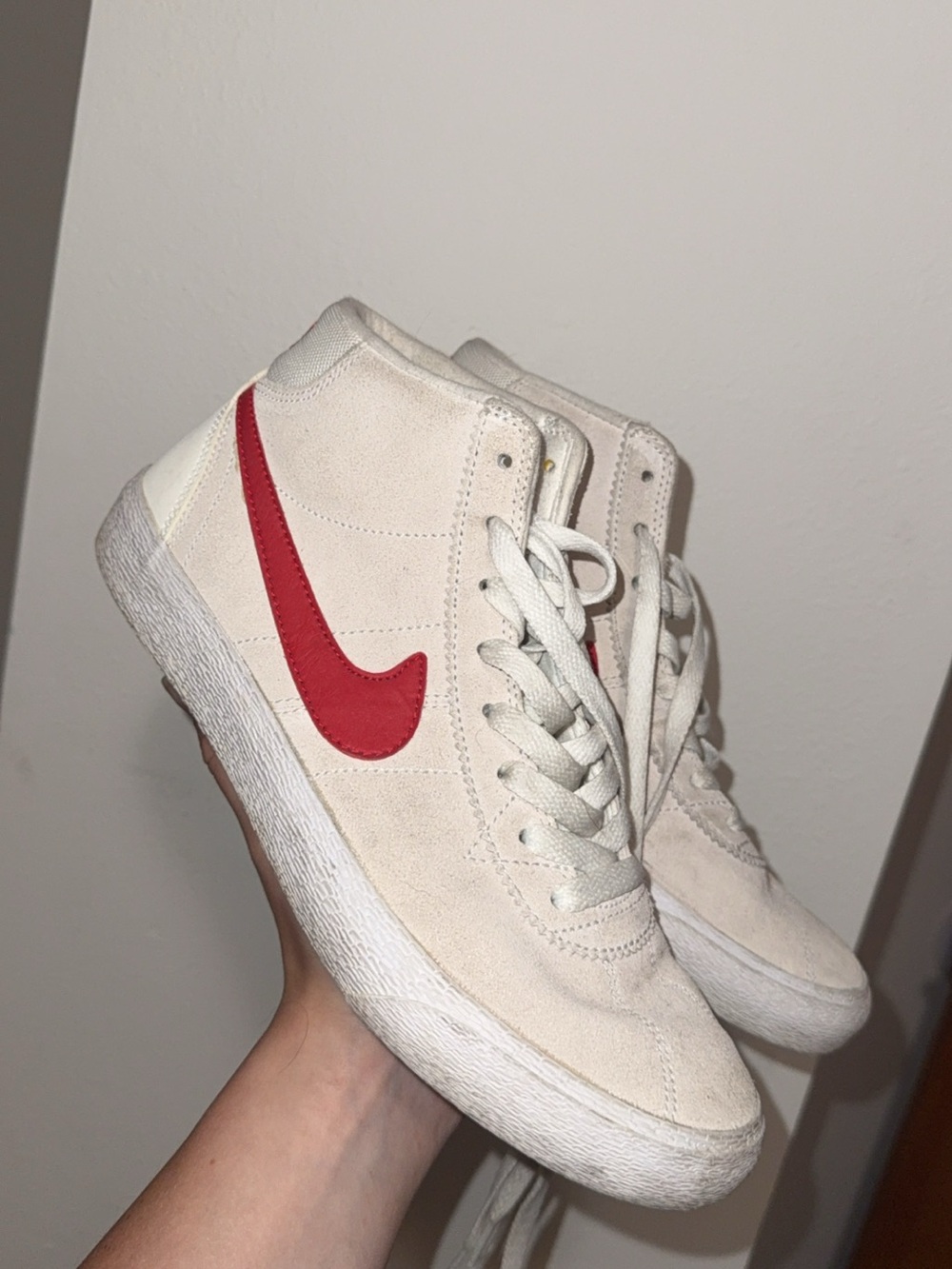 Nike Mid-Top Suede Sneakers in Off-White with Red Swoosh